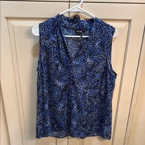 NIC+ZOE Blue and White Blouse with Abstract Print